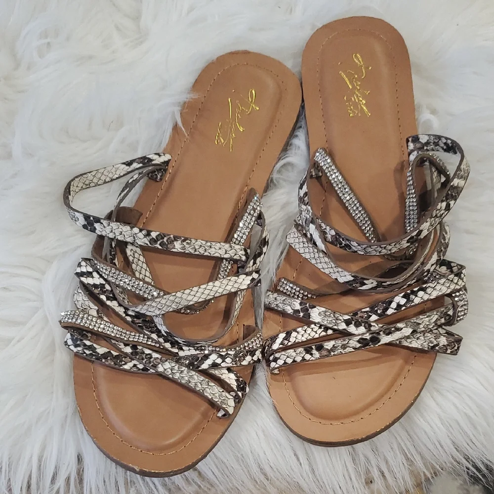 Thalia Sodi Black and White Sandals with Intricate Straps - Picture 1 of 6